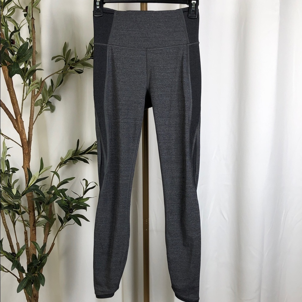 lululemon athletica Charcoal Grey High-Waist Leggings Sz 4 (A2)